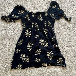 COPY - Like new American eagle mini dress perfect for summer dandelion print
